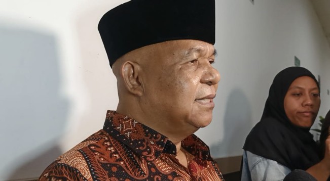 Petrus Bala Pattyona kuasa hukum Shella Saukia. [FTNews]